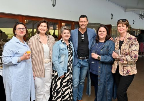 Chrizaan-Kotze-Luana-Slabbert-Riana-Burger-Ewan-Strydom-Heleen-Burger-en-Christa-de-Beer