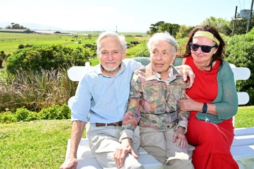 Cobus-Rossouw-Sandra-Kotze-en-Jeanne-Henning-Els