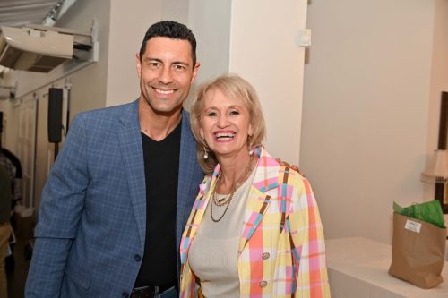 Ewan-Strydom-en-pastoor-Anita-van-den-Berg